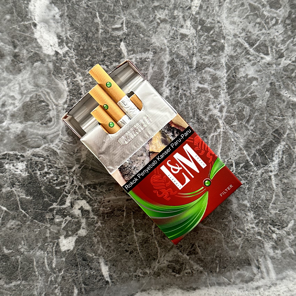 L&M Red Switch Mint 🍂 ‣ Duty Free Price ‣ Only 5€👍