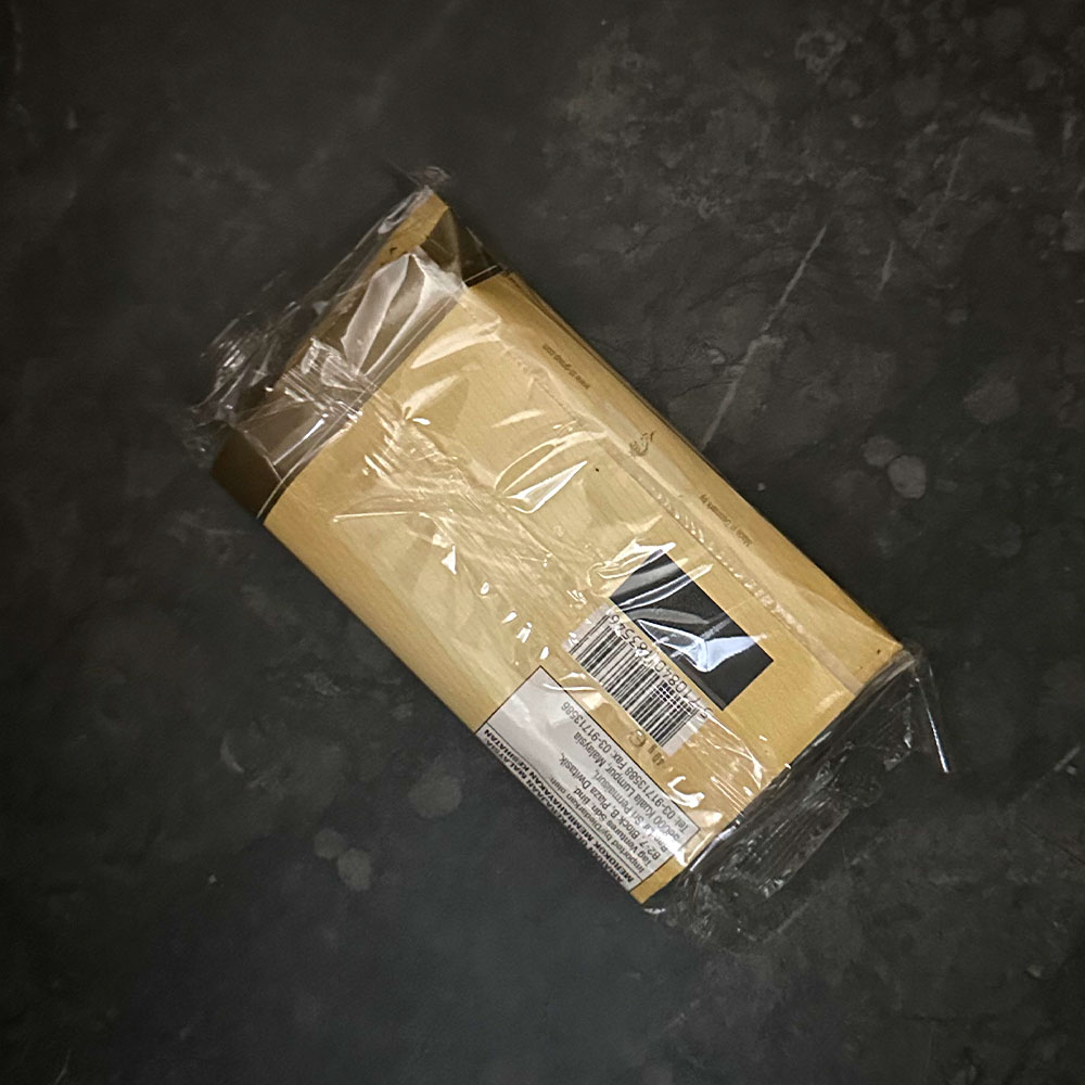 Captain Black Vanilla 40g 🍂 ‣ Duty Free Price ‣ Only 10€👍