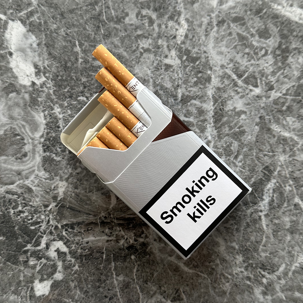 Kent Surround Brown 🍂 ‣ Duty Free Price ‣ Only 6€👍