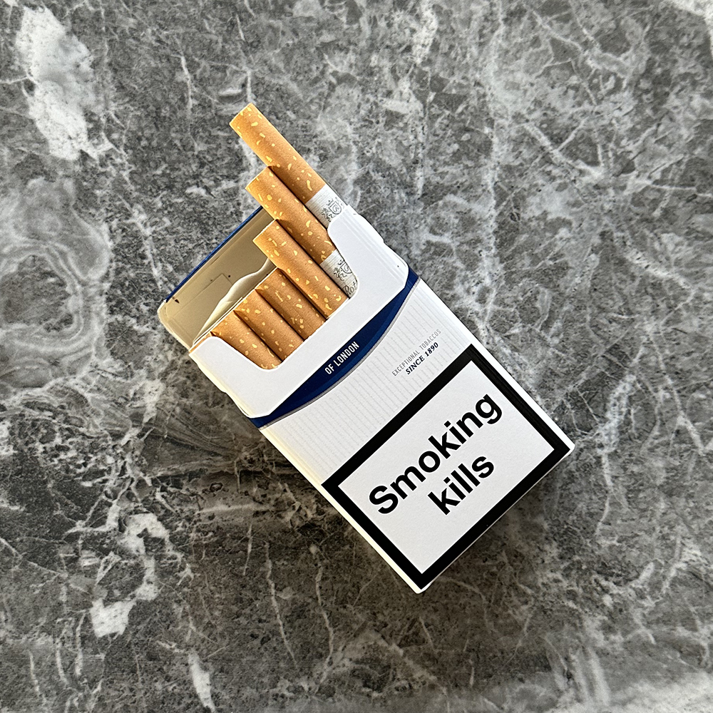 Rothmans Blue 🍂 ‣ Duty Free Price ‣ Only 6€👍