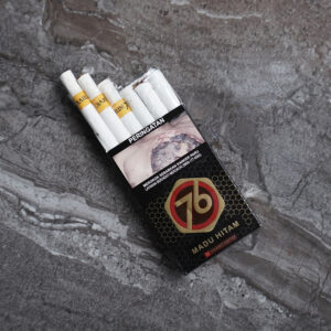 Djarum 76 Madu Hitam 🍂 ‣ Duty Free Price ‣ Only 4€👍
