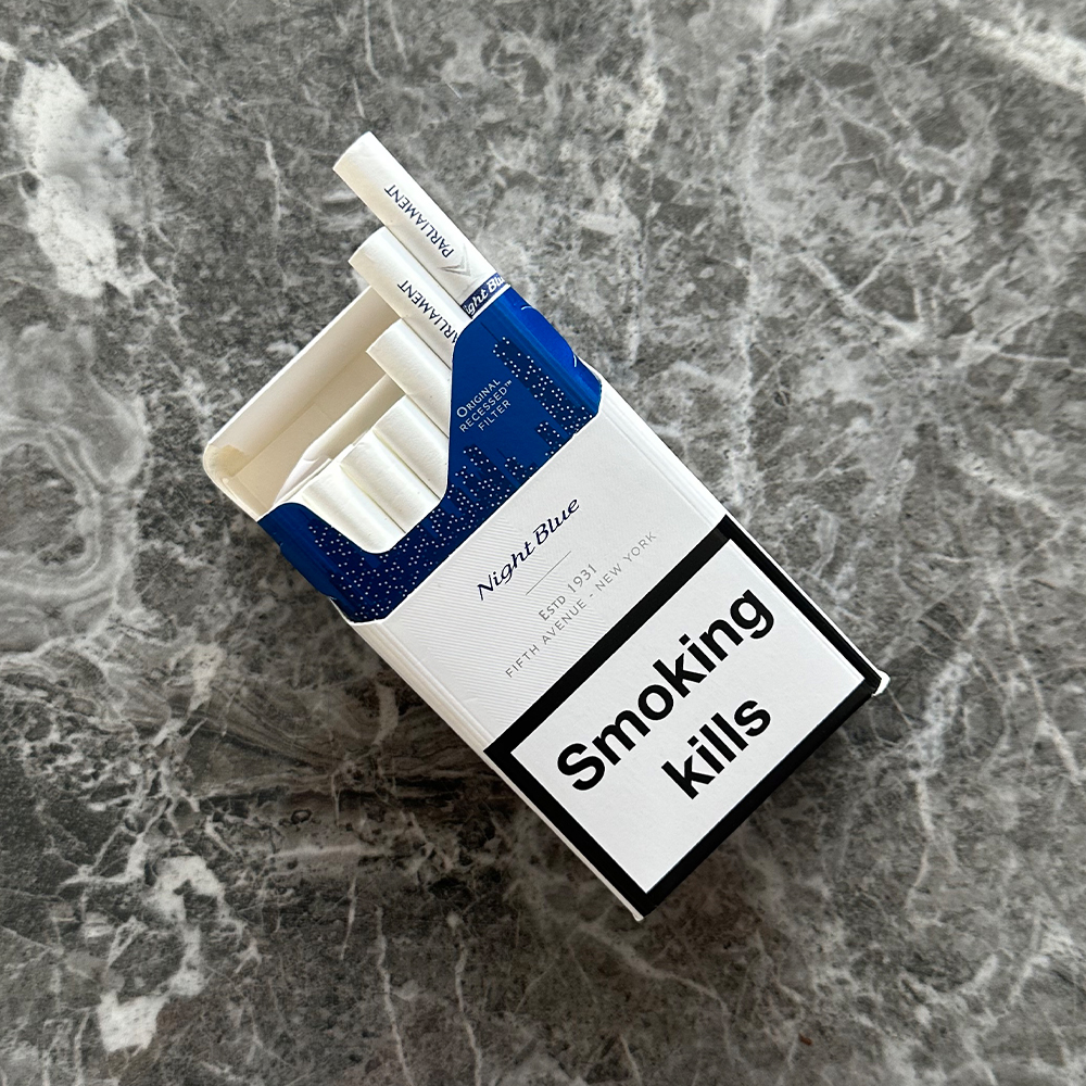 Parliament Night Blue 🍂 ‣ Duty Free Price ‣ Only 6€👍