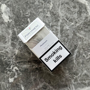 Parliament Platinum 🍂 ‣ Duty Free Price ‣ Only 5€👍