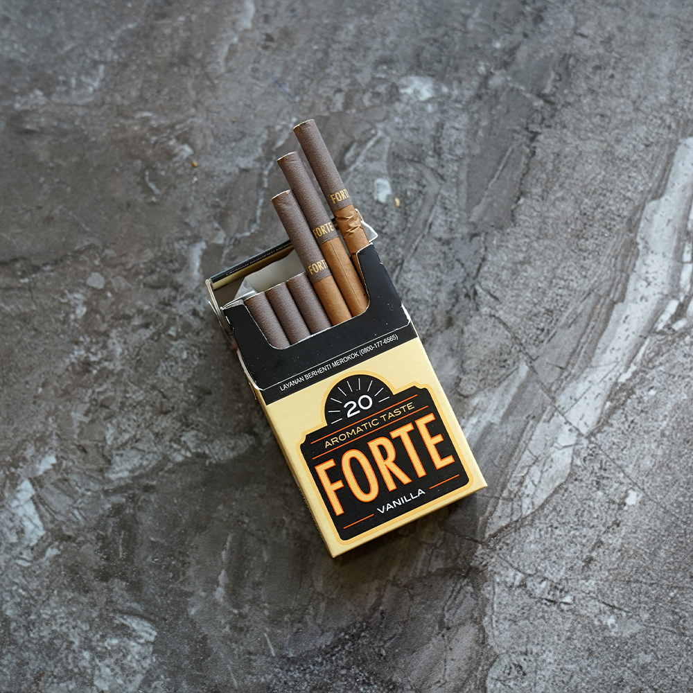 Djarum Forte Vanilla 🍂 ‣ Duty Free Price ‣ Only 4€👍