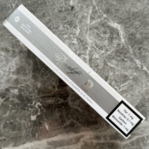Davidoff White Slims 🍂 ‣ Duty Free Price ‣ Only 5€👍